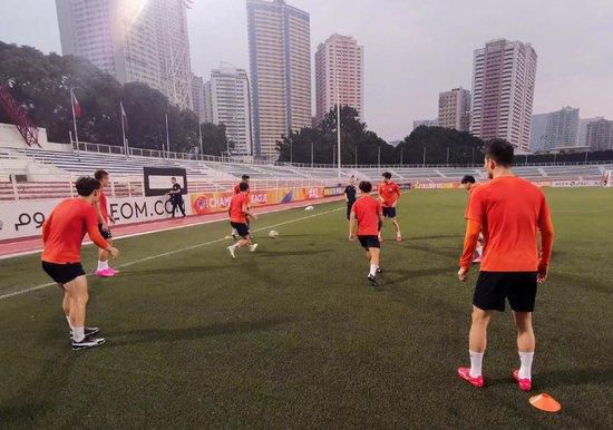 李泰来心里瞬间郁闷至极。